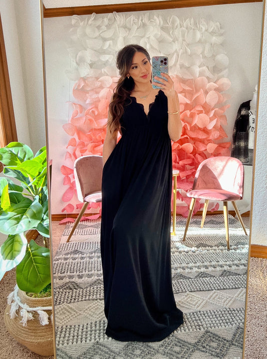 Scallop Lace Trim Maxi Dress
